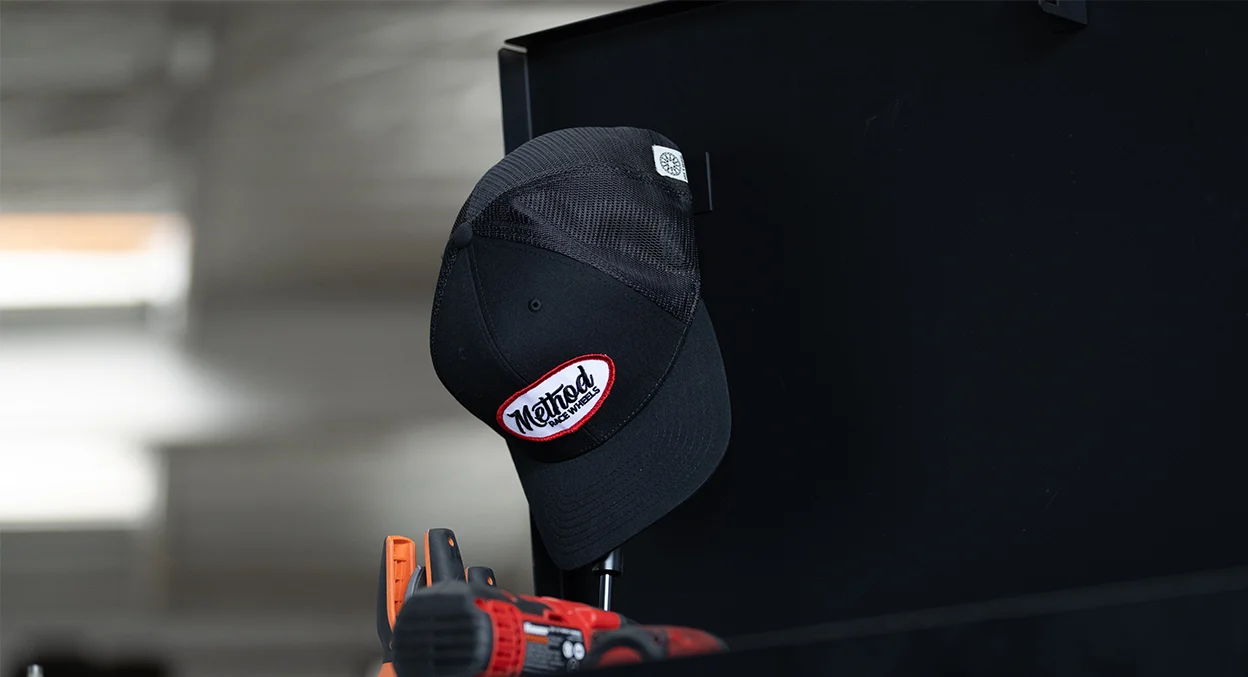 METHOD MECHANIC CURVED BILL TRUCKER HAT SNAPBACK