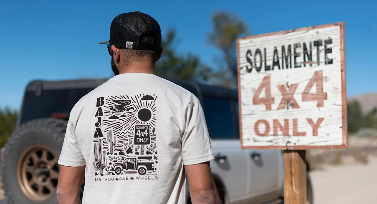METHOD BAJA ADVENTURE TEE SAND