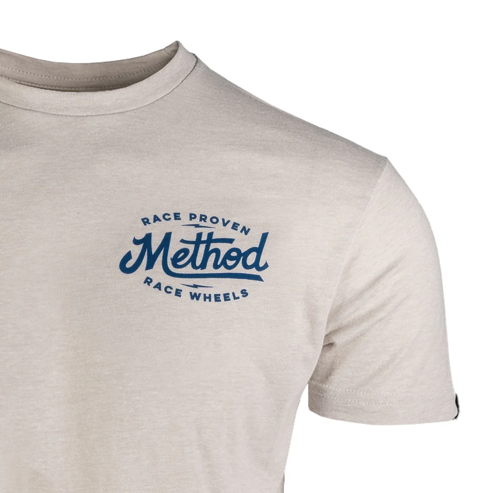 METHOD RACE PROVEN TEE SAND