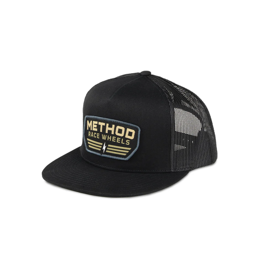 METHOD FLIGHT BADGE FLATBILL TRUCKER HAT BLACK SNAPBACK